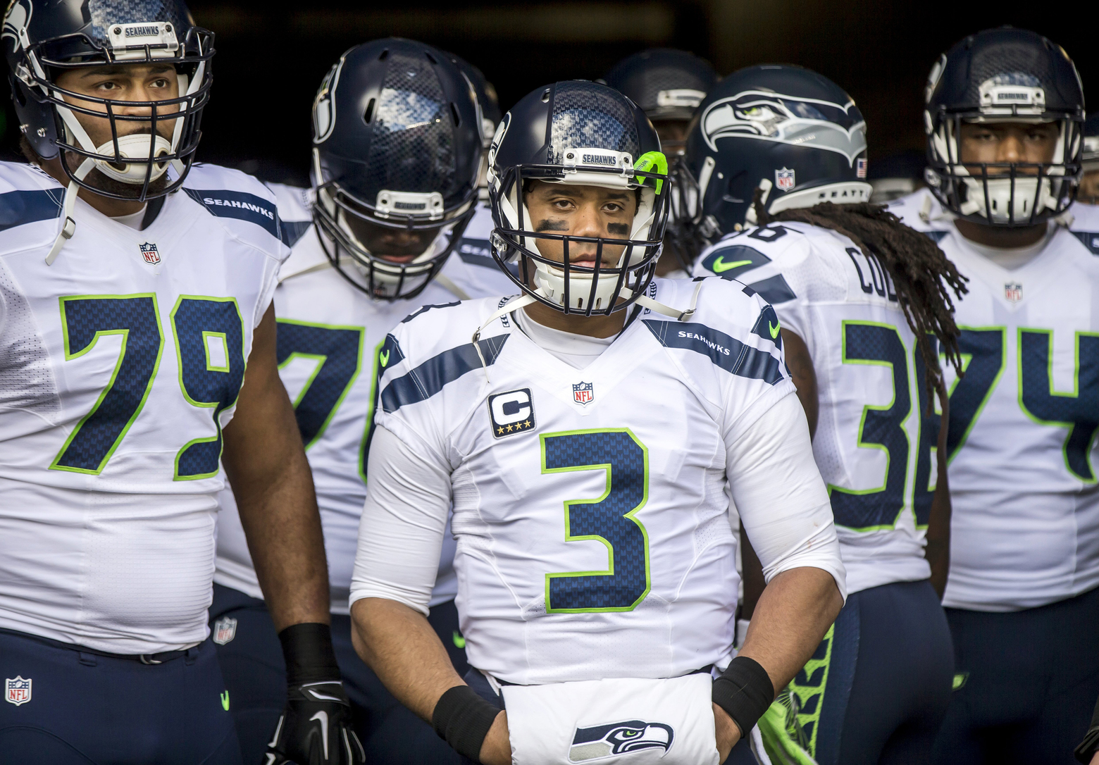 The Short Middle – Hawk Blogger